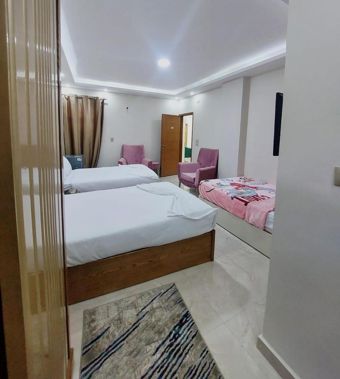 Regent Pyramids View Hotel Kafrat al Jabal Bagian luar foto