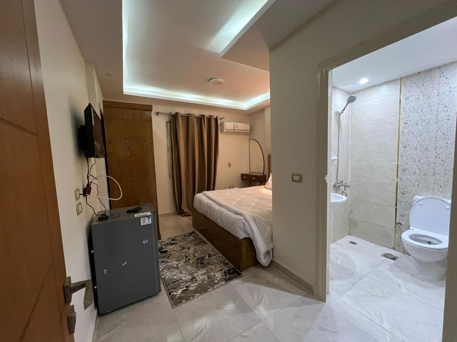 Regent Pyramids View Hotel Kafrat al Jabal Bagian luar foto